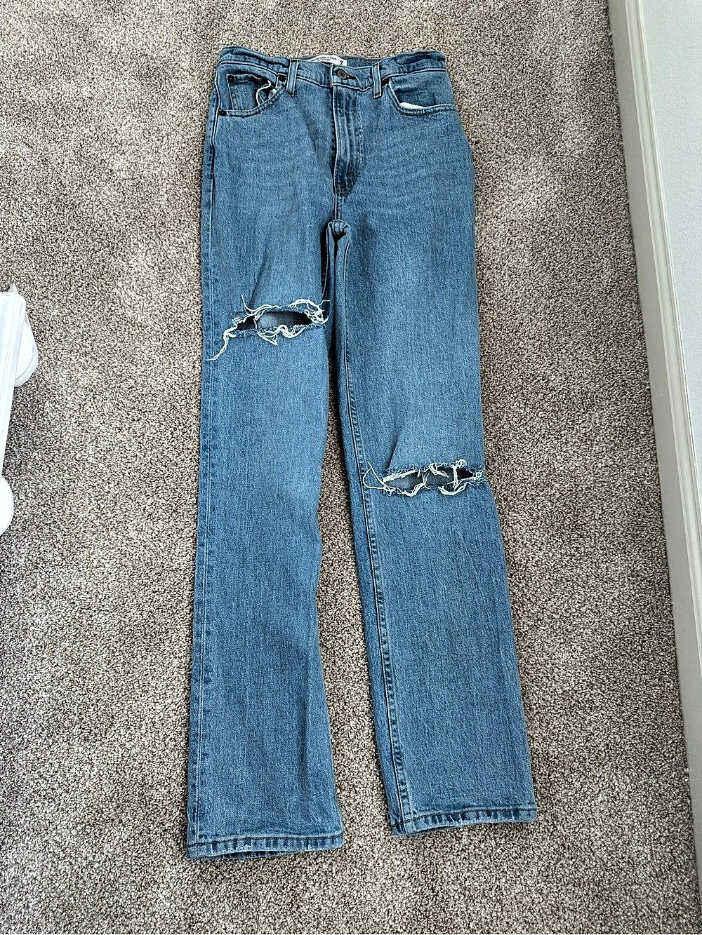 Abercrombie & Fitch The '90s Straight Ultra High Rise Jeans Size 28/6 Long